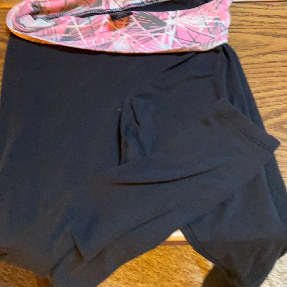 Aeropostale Black and Pink Leggings